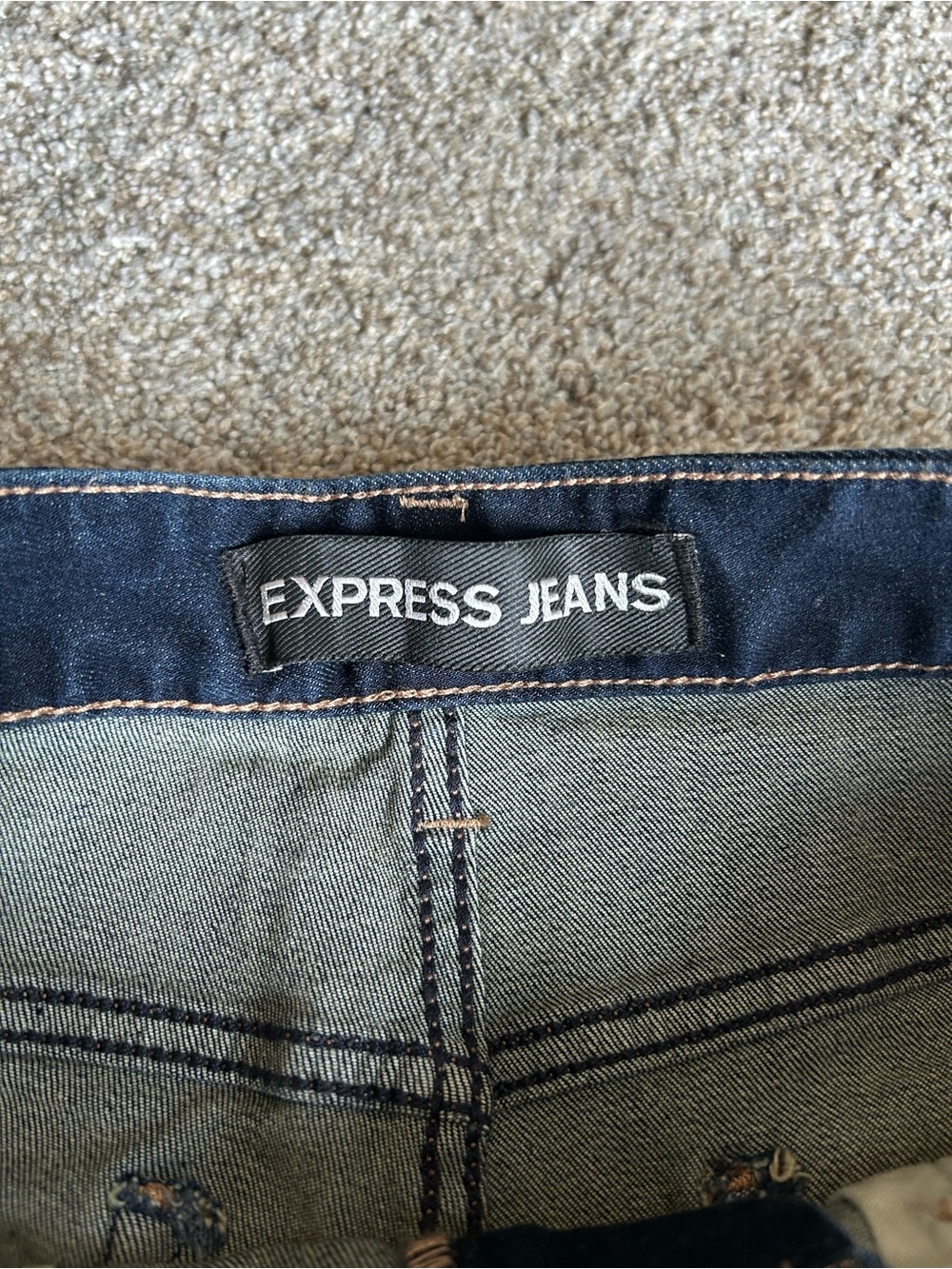 Express Women's Dark Blue Denim Jean Shorts size 2 - Picture 5 of 11